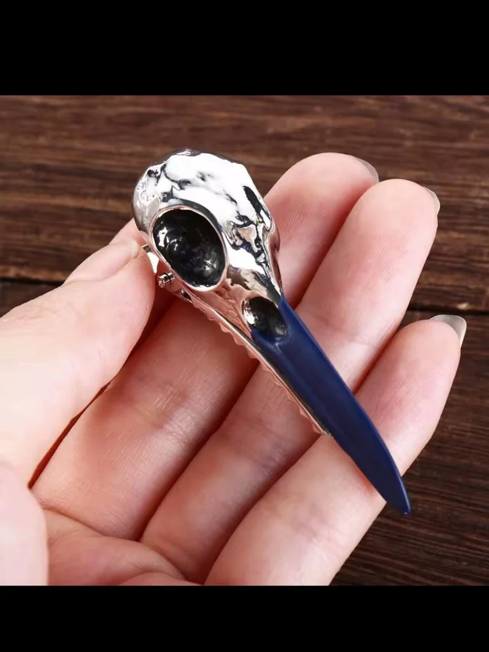 1 Plague Dr mask Hairclip